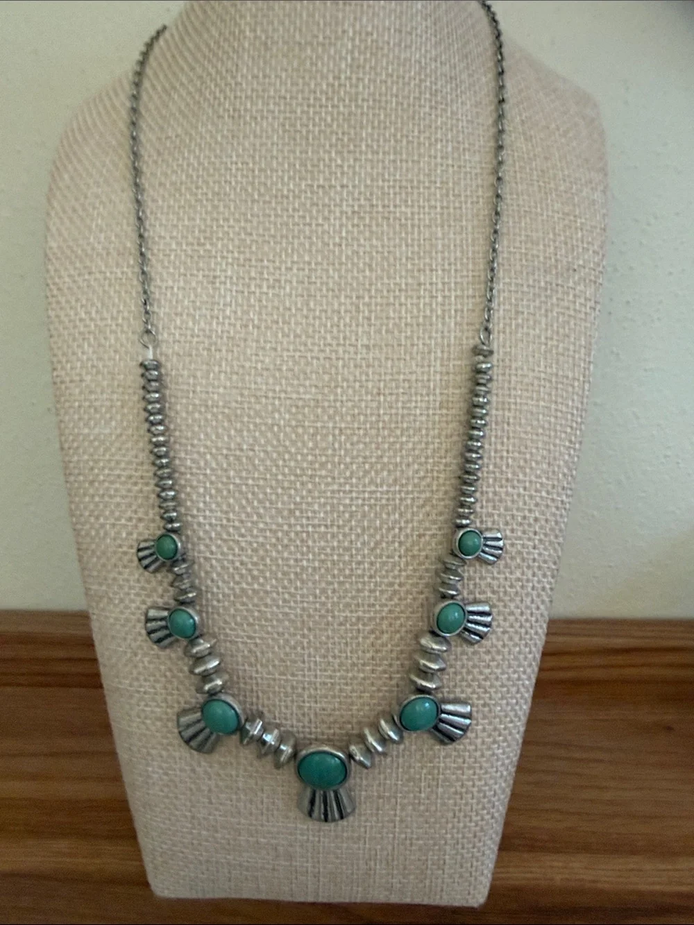 Silver-Tone Green Stone Southwest Necklace - Women Jewelry
